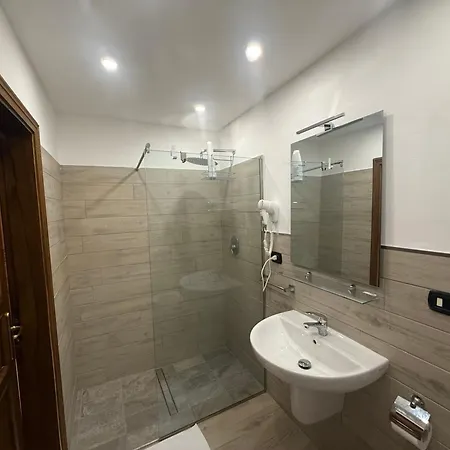 La Casa Del Tiglio 3* Modena